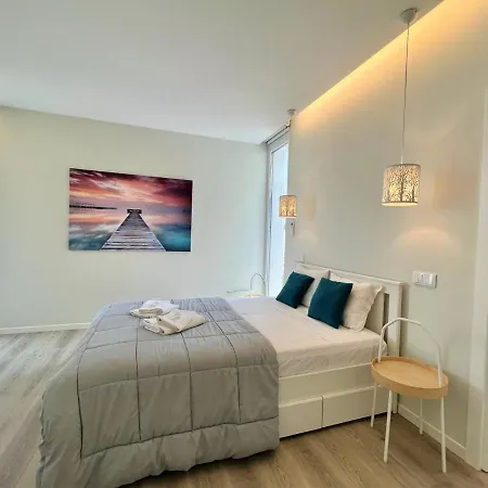 Villa Amazing With Pool By Homing *