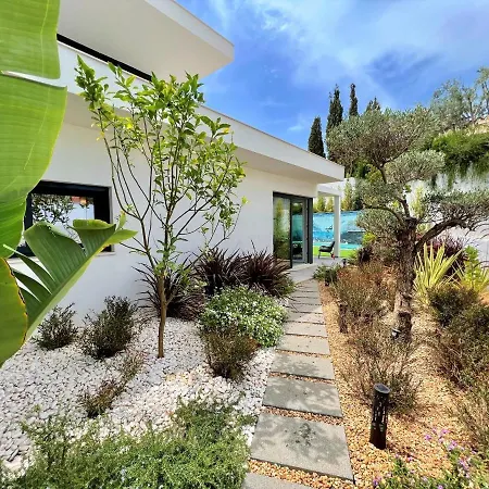 Amazing With Pool By Homing Portimao